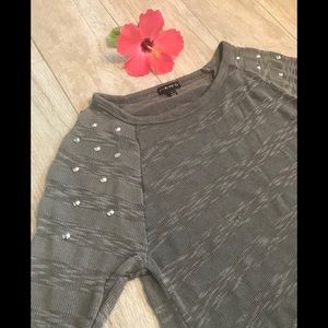 Small studded sweater